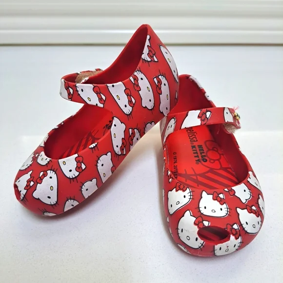 MINI MELISSA Hello Kitty Red Mary Jane Shoes - Picture 8 of 14